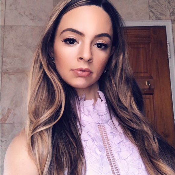 Lace Dress - Picture 4 of 4